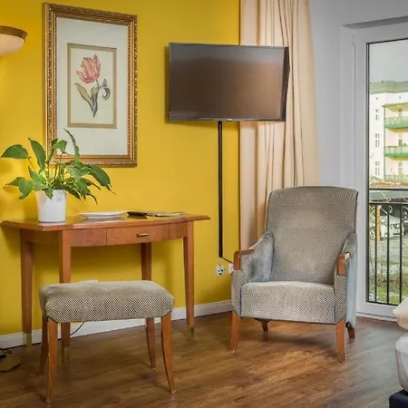 Business-apartment 2 Mit Kueche & Kostenfreiem Parkplatz *